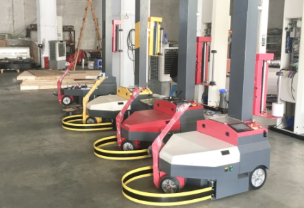 膜材月耗超萬(wàn)元？伸縮式自走纏膜機(jī)（纏繞膜打包機(jī)）省膜 250%